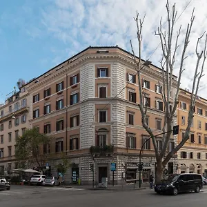 Apartment Hospitalityrome Luminoso, Rome